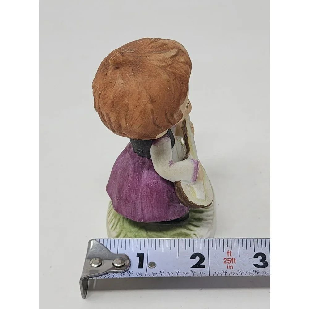 Vintage Napcoware Musician Singing Figurine Guitar Bluebird Purple‎ Flowers